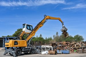 Posniak Recycling - Liebherr LH30-Bagger