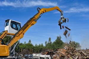 Posniak Recycling - Liebherr LH30-Bagger